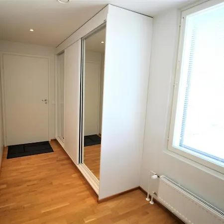 Spacious For 4 With Sauna شقة