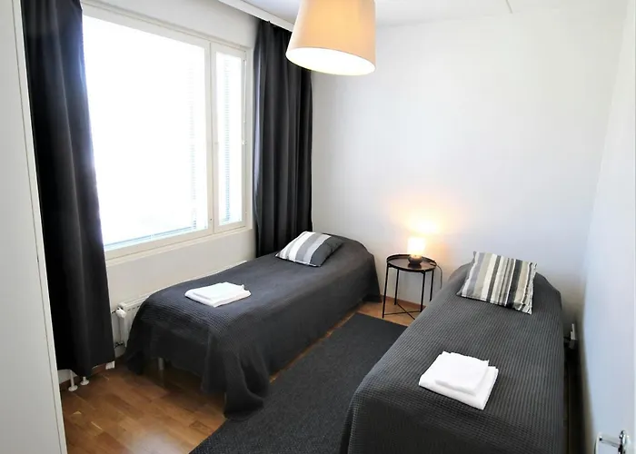 Spacious For 4 With Sauna Lahti